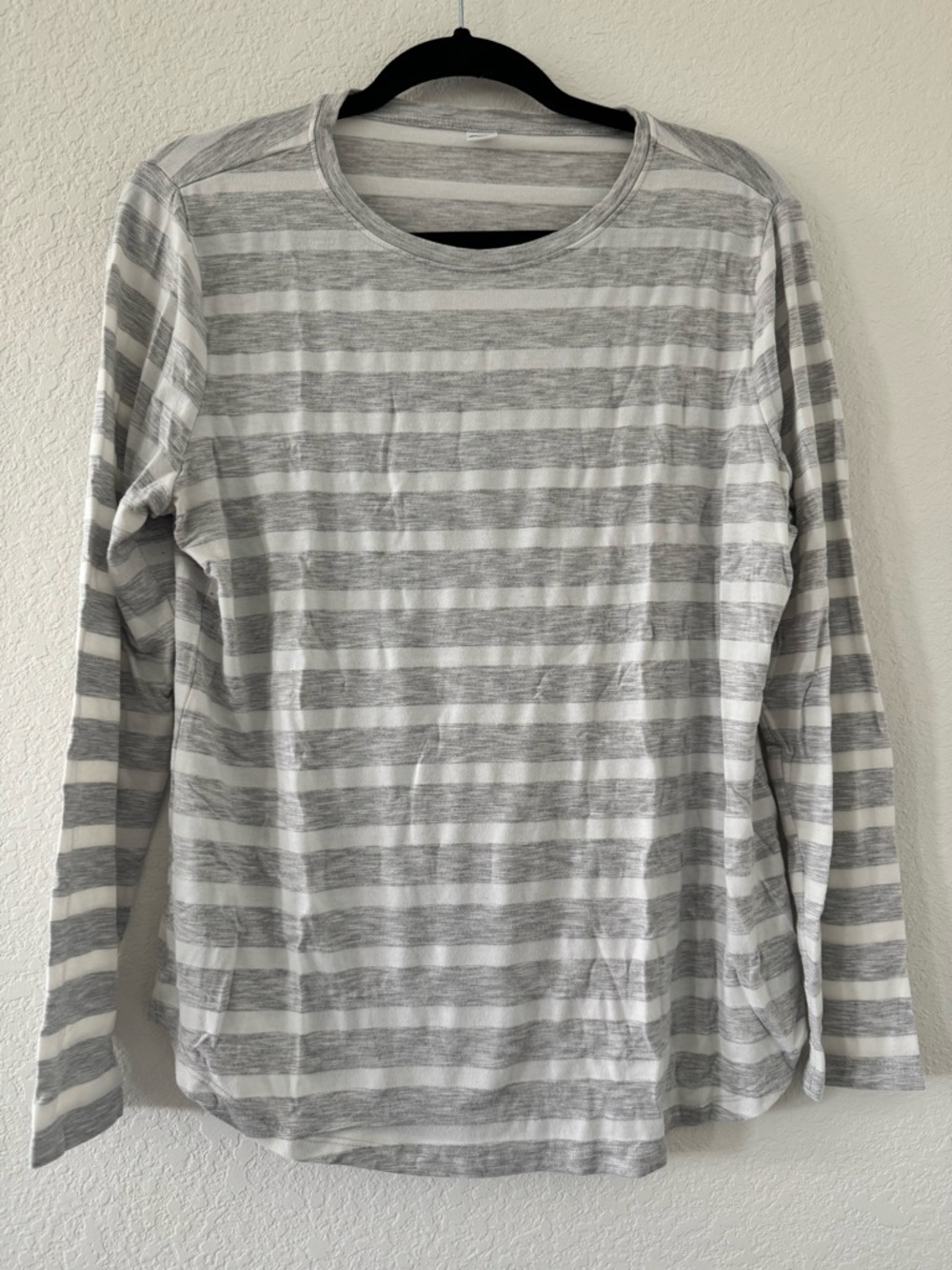 Old Navy Luxe Striped Longsleeve Rounded Hem Tee